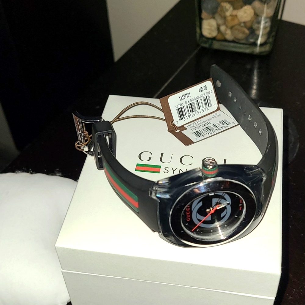Gucci sync watch